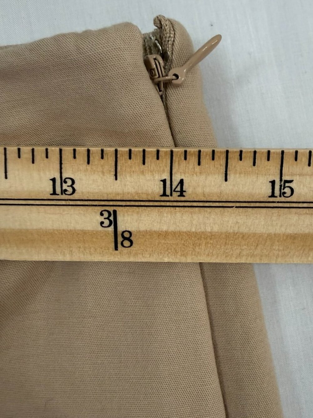 Ann Taylor Side Zip Bi-Stretch Straight Leg Pants Beige Tan Size 8P - Picture 5 of 8